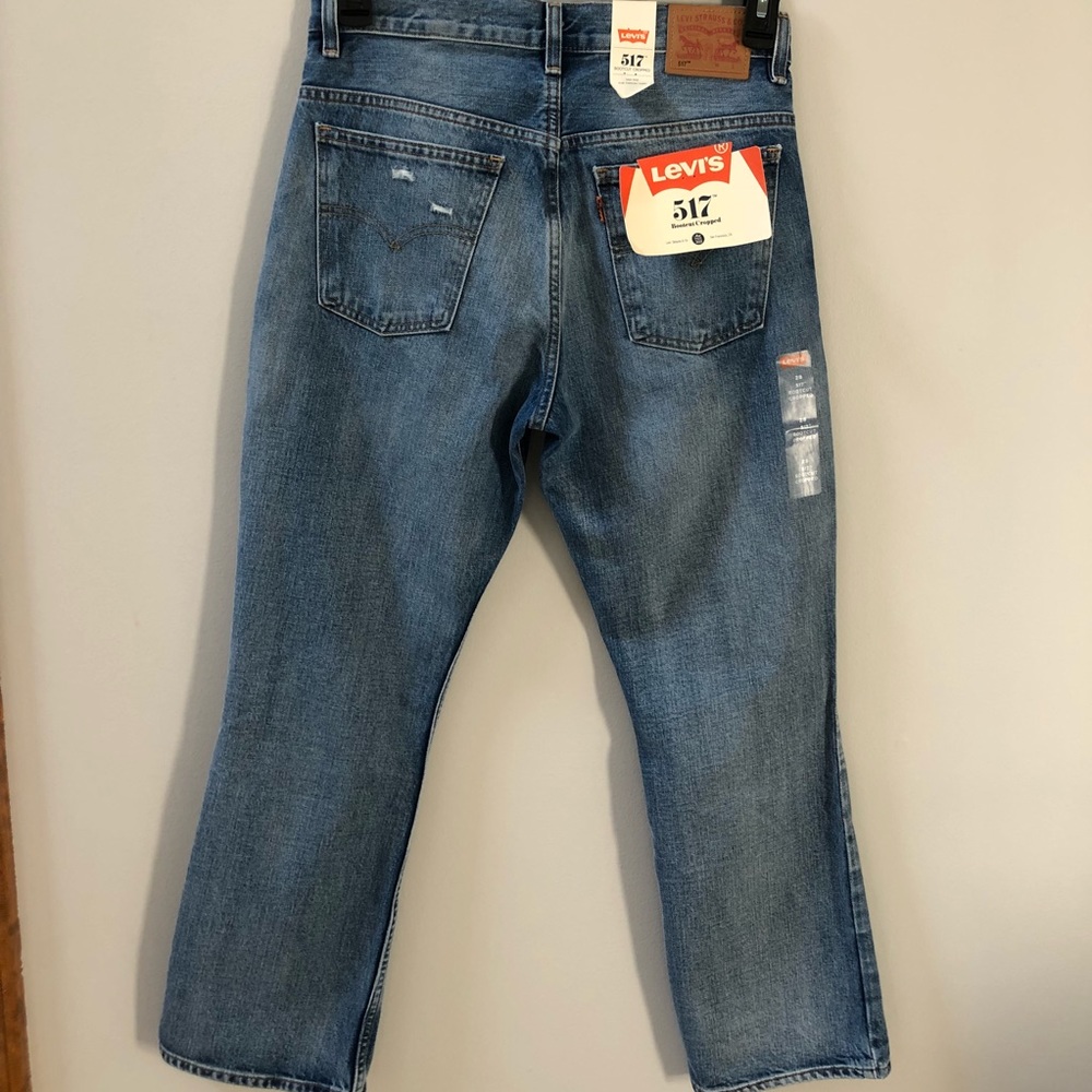 NWT Levi’s 517 High Waisted Distressed Crop Jeans - Picture 5 of 8